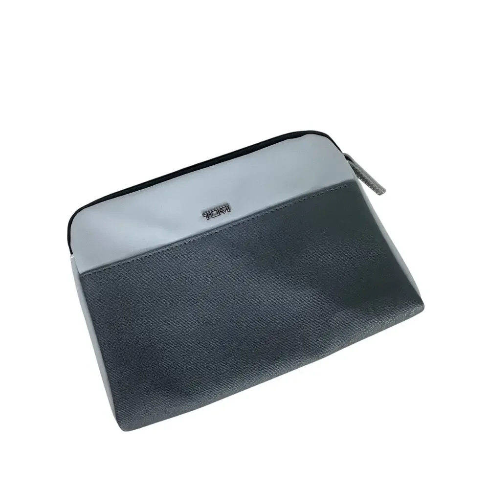 Tumi for Delta small travel pouch gray